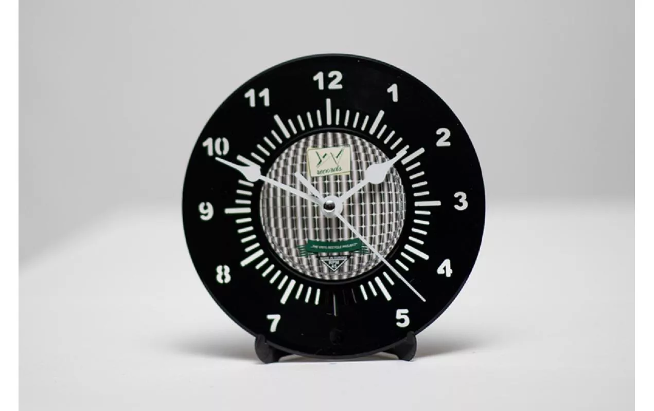 Horloge de bureau Psychedelic Ball Ø 17.5 cm, Noir/Blanc