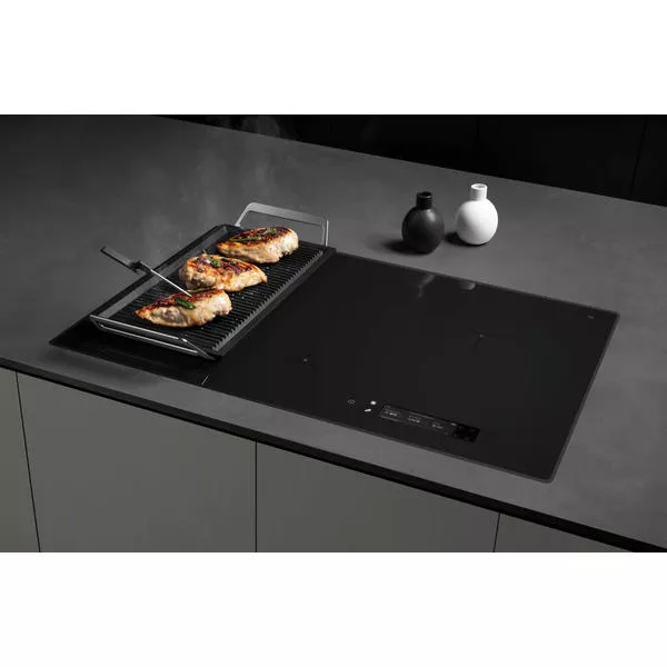 Electrolux SensePro, la table induction avec sonde de cuisson sans fil