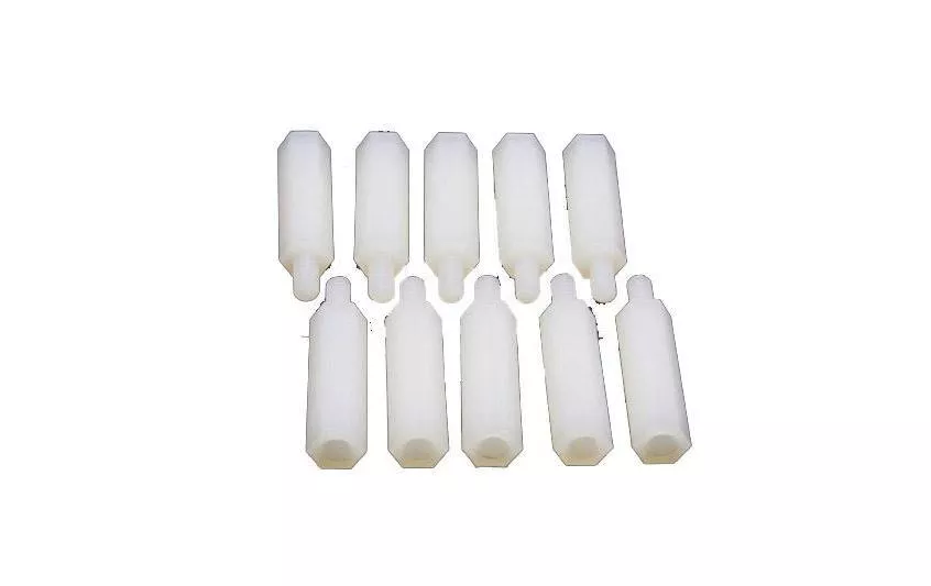 Rallonge M3 10 mm Nylon, 10 pcs.