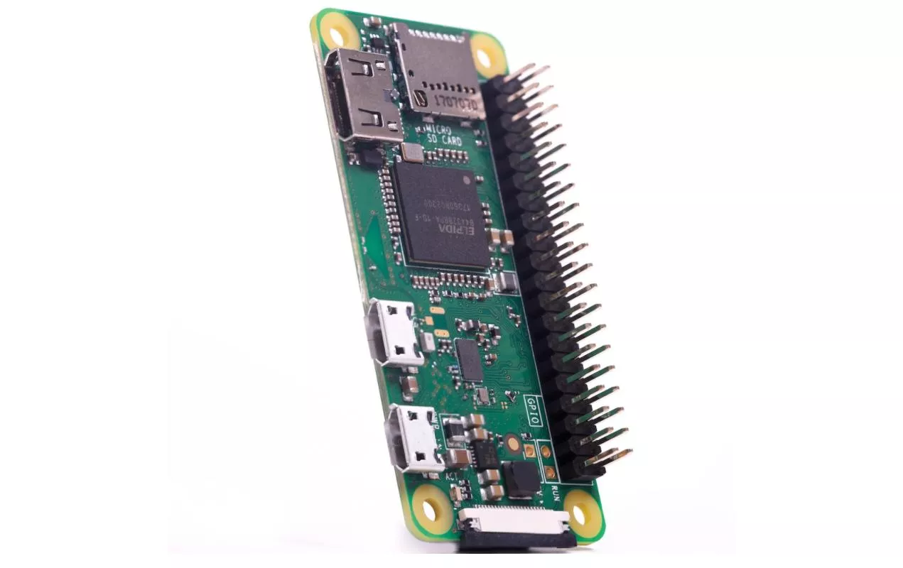 Carte de développement Raspberry Pi Zero W 512 Mo avec en-tête GPIO